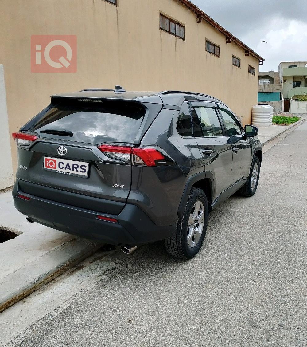 تويوتا راف 4